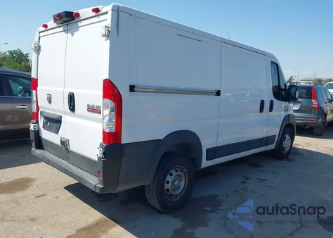 2019 Ram Promaster 1500 Low Roof 136 Wb z USA, uszkodzony, nr VIN 3C6TRVAG7KE559493